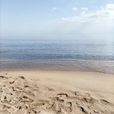 Anthony House Agnone Bagni