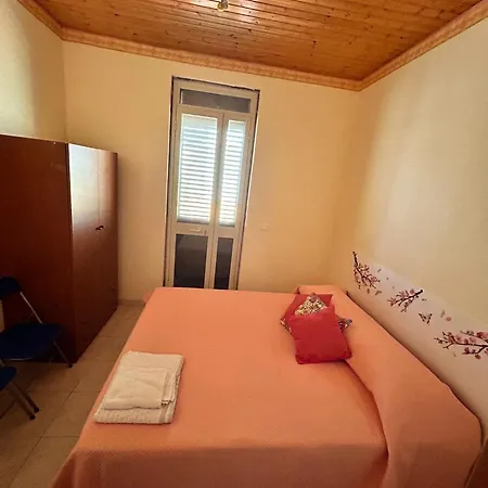 Anthony House Apartman Agnone Bagni