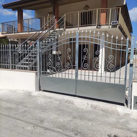 Anthony House * אגנונה באגני
